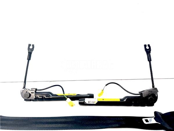 Juego de cinturones con pretensores de Fiat 500 del año 2016 - 2026(07356548850 - 34251778A - 07356548870 - 34251779A - 34022870C - 34022871C). - Imagen 5