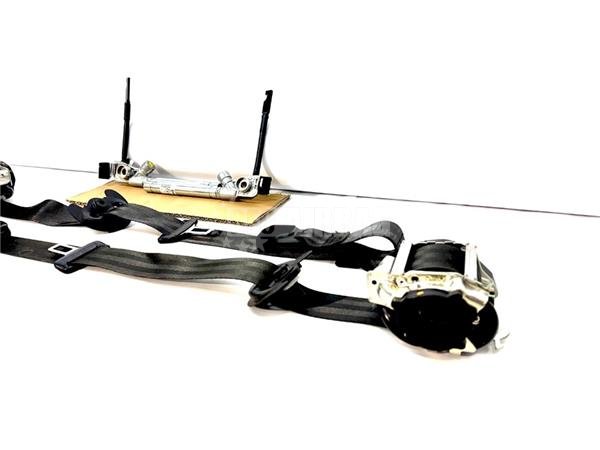 Juego de cinturones con pretensores delantero derecho e izquierdo de Citroen C3 Aircross, 2017 - 2013 (98311795XX - 98311772XX). - Imagen 2