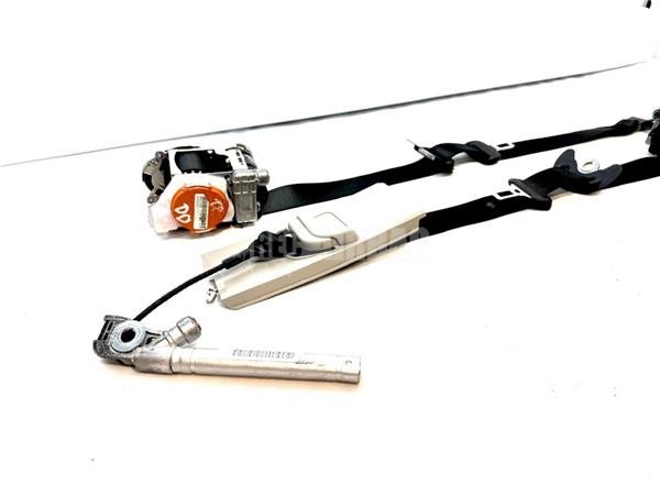 Juego de cinturones con pretensores delanteros derecho e izquierdo de Renault Kadjar, 2015 - 2021 (868840584R - 868841054R). - Imagen 2